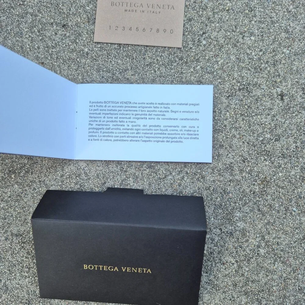 NIB Bottega Veneta Intrecciato Leather iPhone X Case in Platinum